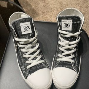 Like New John Galliano Hi Top sneakers
